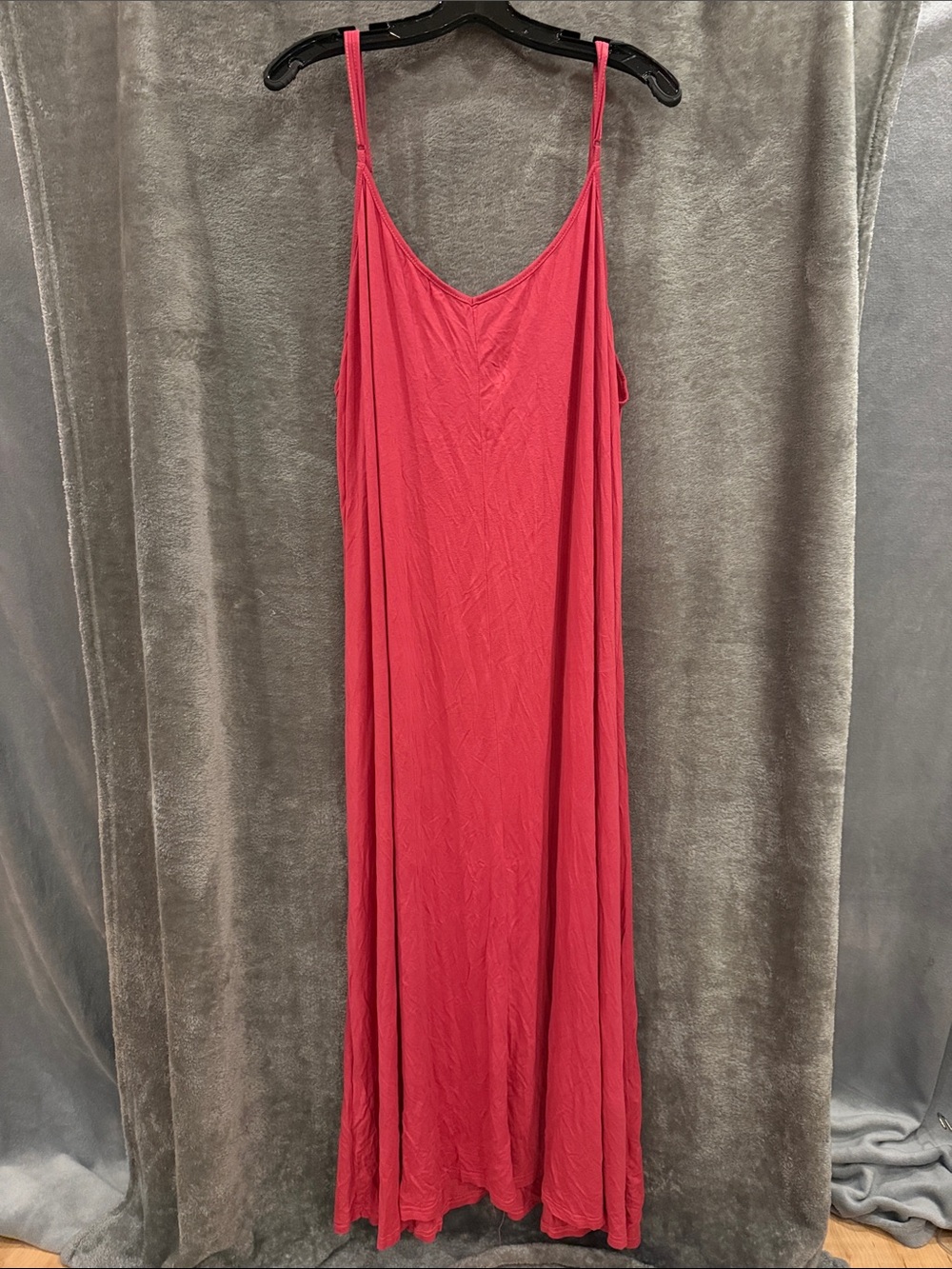 SHEIN Curve 4XL Spaghetti Strap Maxi Dress in Raspberry Pink